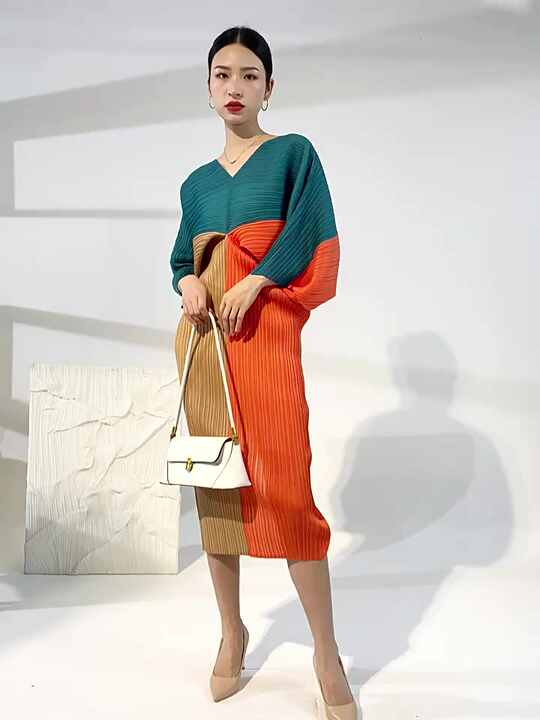Fashion Miyake Pleated Batwing Sleeve Dress Elastic Loose African Women  Plus Size Dress Printed Pattern Casual Dress