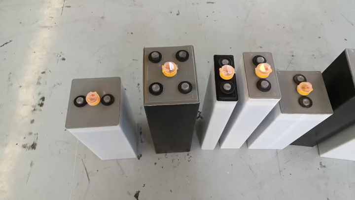 Rechargeable Forklift Battery Cells 2 Volt 660Ah 12VBS660 Traction Cell 
