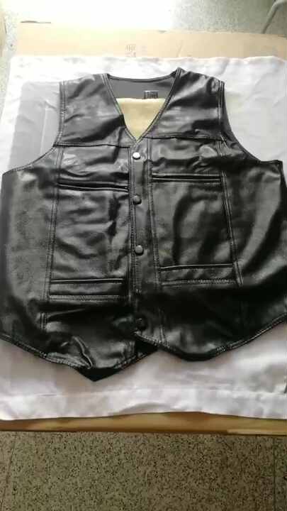 2021 New Warm Winter Sleeveless Black Studded Jacket Vest Pocket Cardigan  PU Leather Waistcoat Men Motorcycle Vest Coat