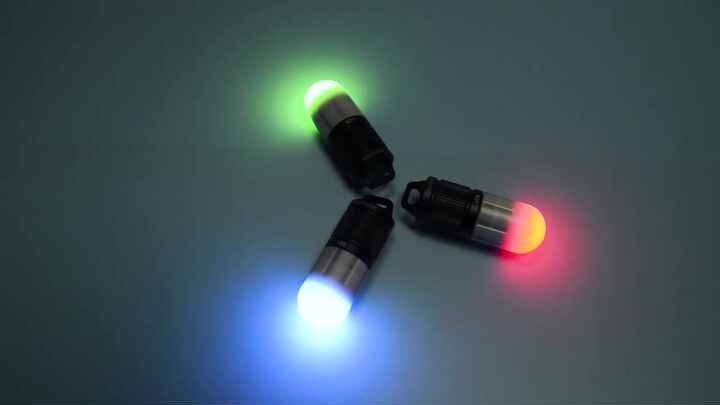 Lampe De Plongée SD1 LED 4 Couleurs Rechargeable - Balise Signal étanche 100m - Torche Pour Camping, Randonnée, Secours - Compatible CR123A / 16340