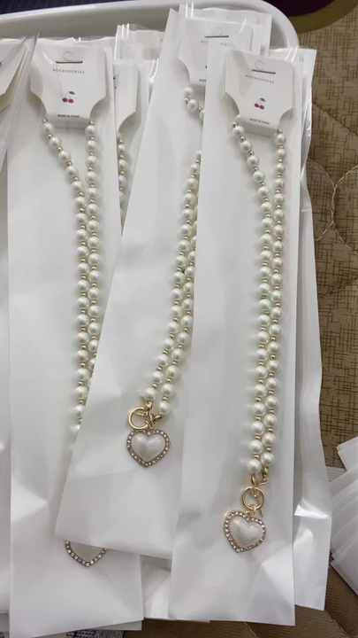 Best Aesthetic Pearl Pendant Necklace