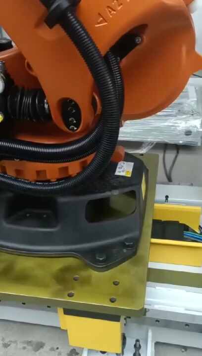 KUKA KR 40 PA Robot Arm Versatile and Reliable Solutions