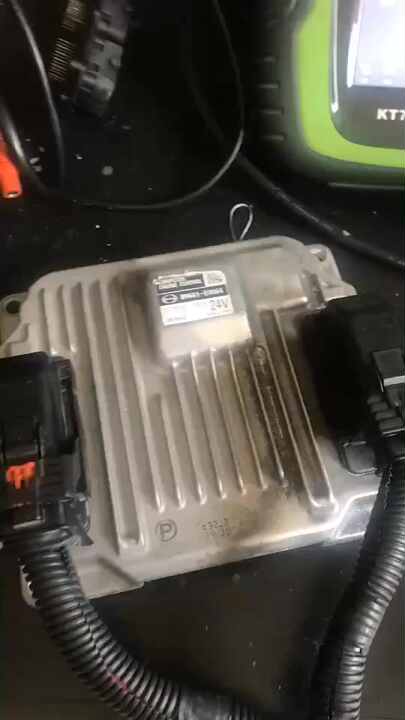 Auto Car Mixer Truck Agitating Lorry Diesel Engine Control
