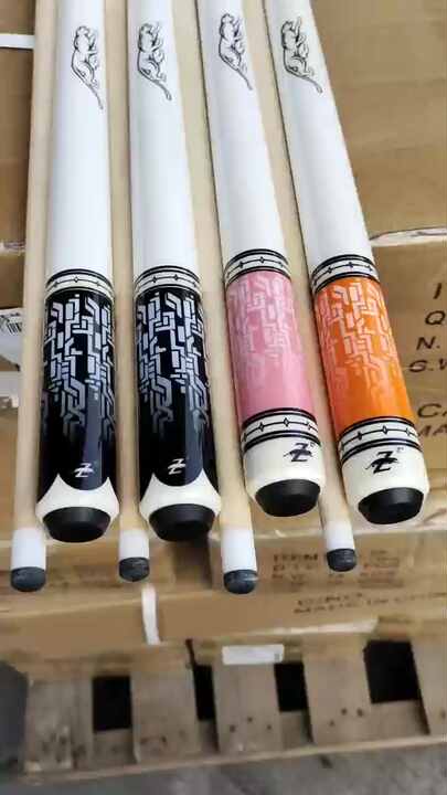 カーボン　送料無料　キュー　PREOAIDR 13mm　ユニロック Professional PREOAIDR Uni-Lock Joint Maple Wood 13mm Billiard Pool