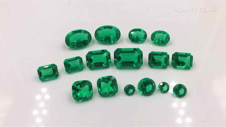 Tianyu宝石卸売人工宝石グリーンカラー8 * 8 mmエメラルドカット