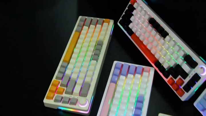 ラッカゾージア　微高レート ZIFRIEND ZA68 Wireless 60% Mechanical Hot Swap RGB Gaming Keyboard