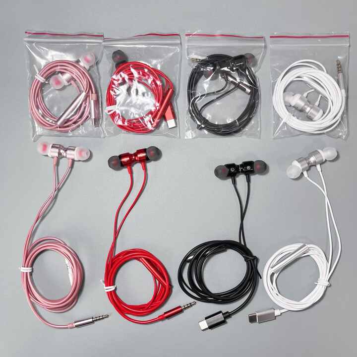 Durable Comfortable Type C Wire Earphones in Ear Earbuds