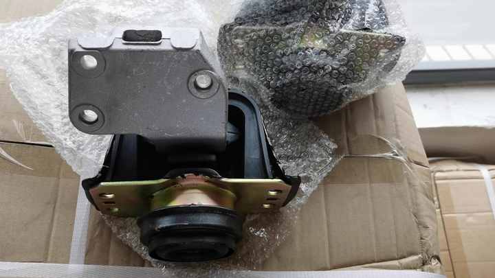 OE 9676972880 Peugeot 307, 308, 408 Citroen C4 Engine Bracket