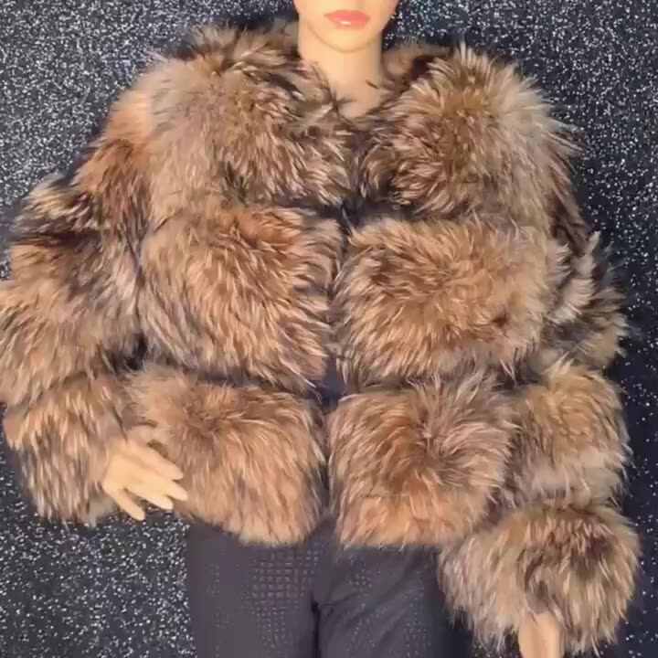 2021 Winter Fashion: Real Fox and Raccoon Fur Coats for Women