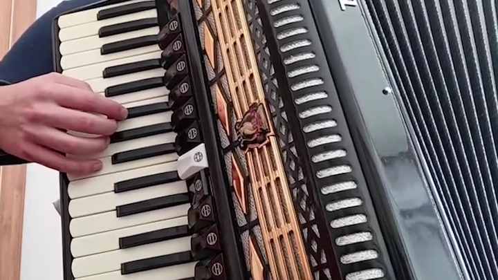 O1CN01mT7EYd28CsP52qznd_!!