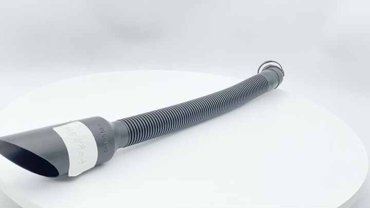 OE 21859014 22084948 Engine Crankcase Ventilation Pipe For Volvo  