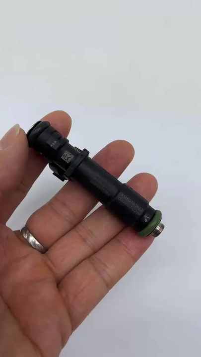 Fuel Injector 1620783623 for Ssangyong Actyon Kyron 2008-2011