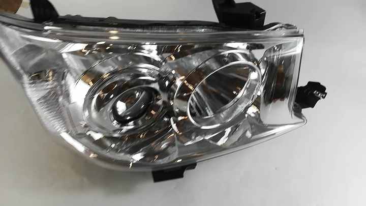 ライトセーバー ジャンク!ヴォクシー/ZS/煌Ⅱ/80系/ZWR80W/ZRR80W/ZRR85W 純正