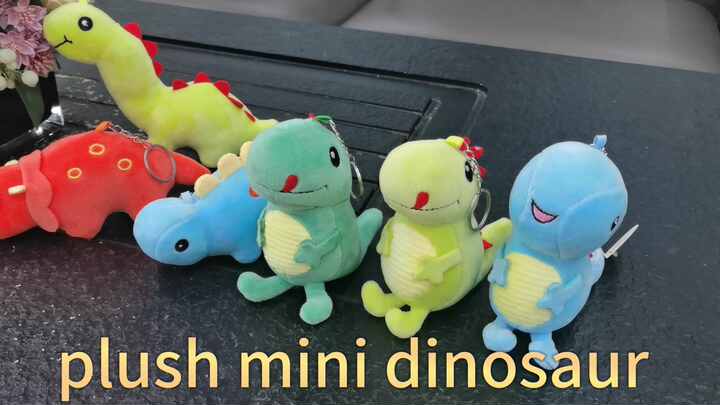 パグ獣 dow Kawaii çocuklar oyuncak yeşil dinozor peluş anahtarlık toptan ucuz