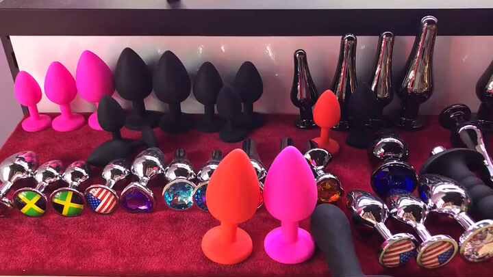 3 Pcs/set Metal Colourful Anal Plug for Adults Masturbation 3 Pcs/set Metal Colourful Anal Plug for Adults Masturbation
