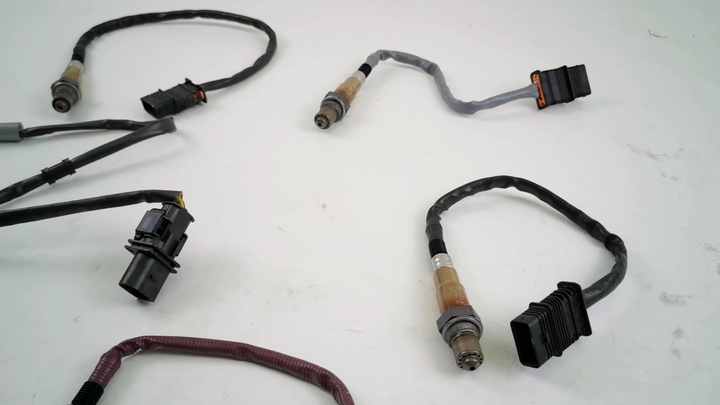Mercedes-benz Oxygen Sensor 0095425618 - Reliable Performance