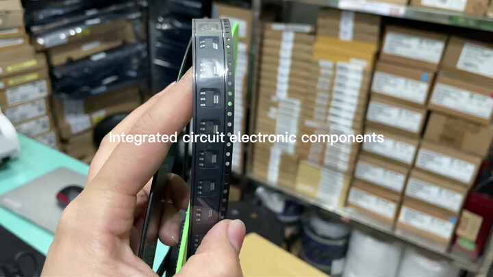 集積回路N79E8132AS16 ICチップ| Alibaba.com