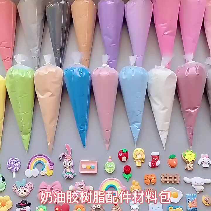 GOMAKERER Handy Charms Set - 12 Süße Hasen Anhänger Mit Schnur Für Handyhüllen