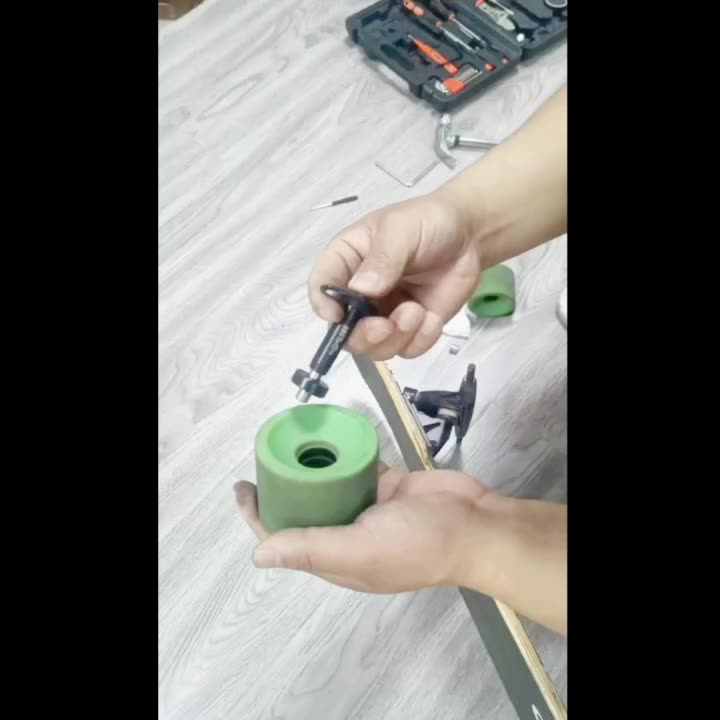 8mm Colourful Hand Tools Skateboard Bearing Press Puller Tool Roller Skate Bearing Repair Tool