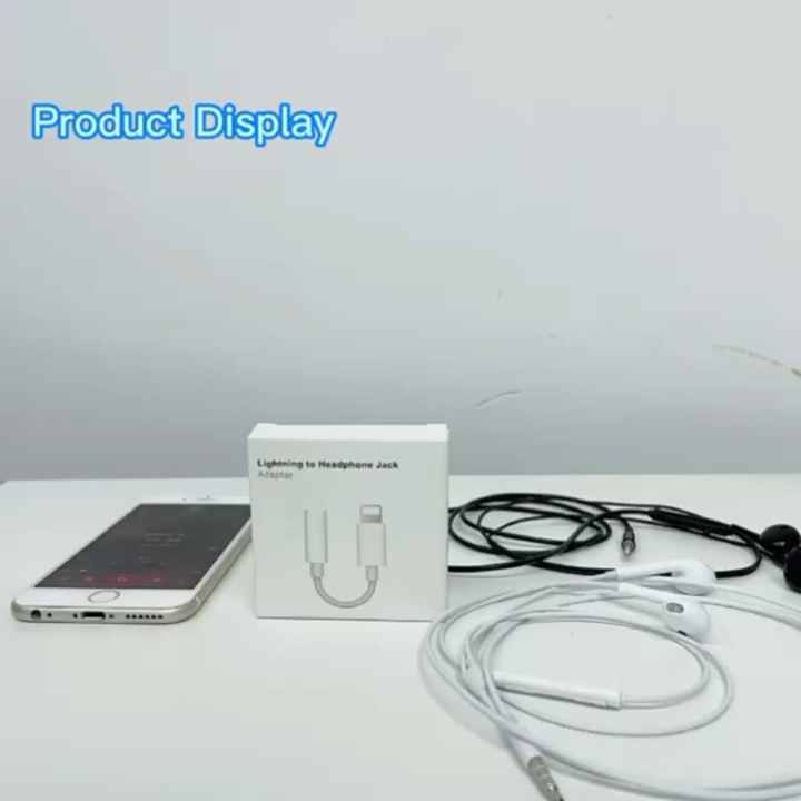 Gentleman Jack 2-in-1 Aux Audio Adapter USB C Hub for iPhone 11  12 13 X XS Max Pro Brand New Condition Output AC