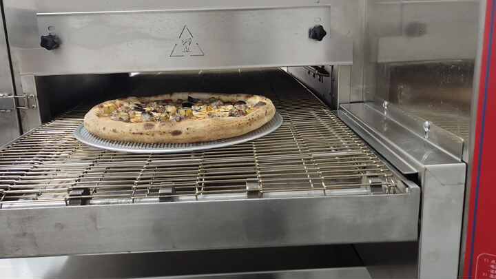 Commercial 20-Inch Gas LPG Conveyor Chain Pizza Oven Stainless