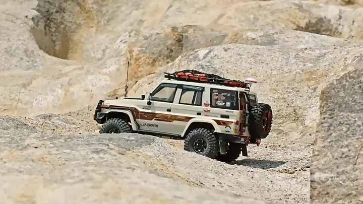 New RGT EX86020 1/10 Intruder 4WD Electric RC Trail Truck RTR