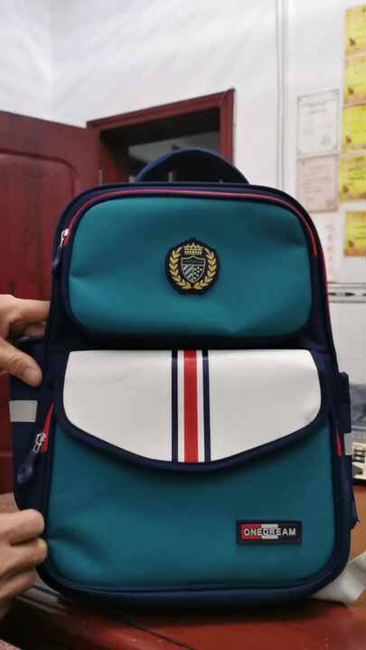 Best Selling Student New Fashion Primary Hot Sale School Bag Kids Backpack  Cartoon School Bags
