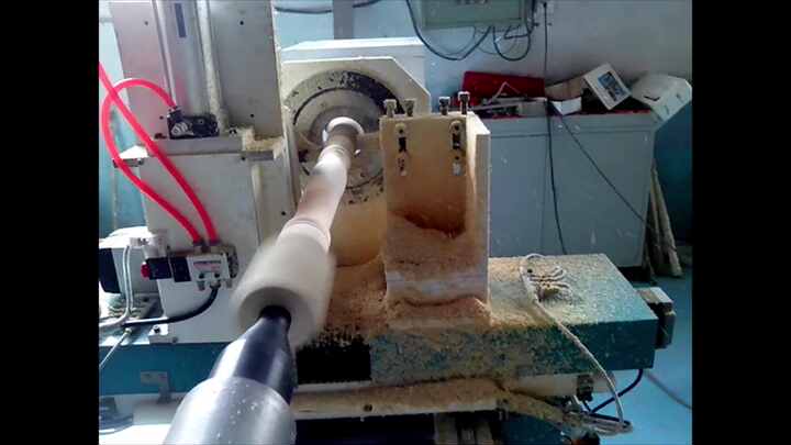 Multifunctional CNC Automatic Chair Legs Lathe Machinery New