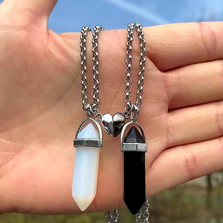 Lovely Magnetic Heart Couple Necklace Natural Stone Gem