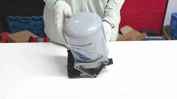 Compressed Air Dessicant Dryer 12V Air Dryer For Volvo Freightliner Kenworthr Eterbilt International Trucks - This Nation Air Desiccant Dryer - Foto 3