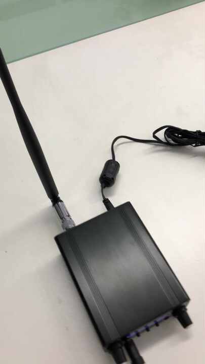 Émetteur FM 2KM 76-108Mhz Affichage Numérique Stéréo 0