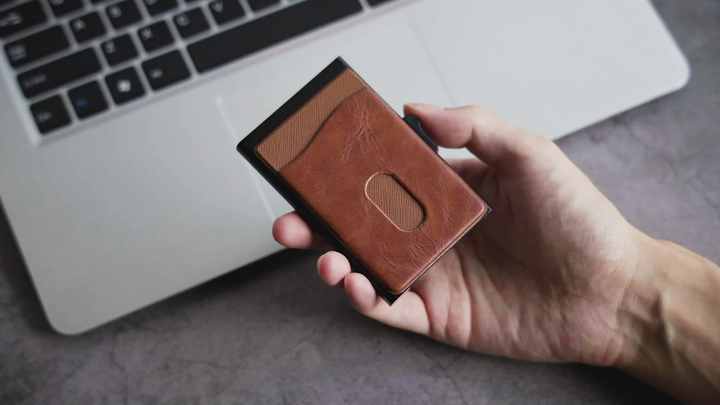 Wholesale Best Selling in Europe Smart Wallets For Men Pop Up