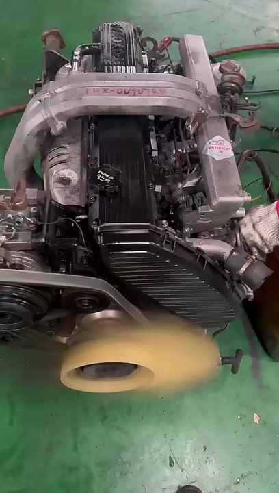 トヨタコースター用1HZ 6気筒ディーゼルエンジンオリジナル中古