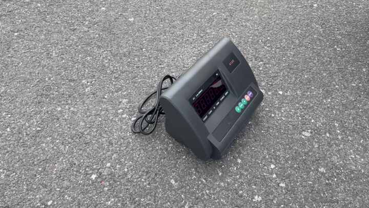XK3190 A12e Weighing Indicator: Reliable Floor Scale with LCD