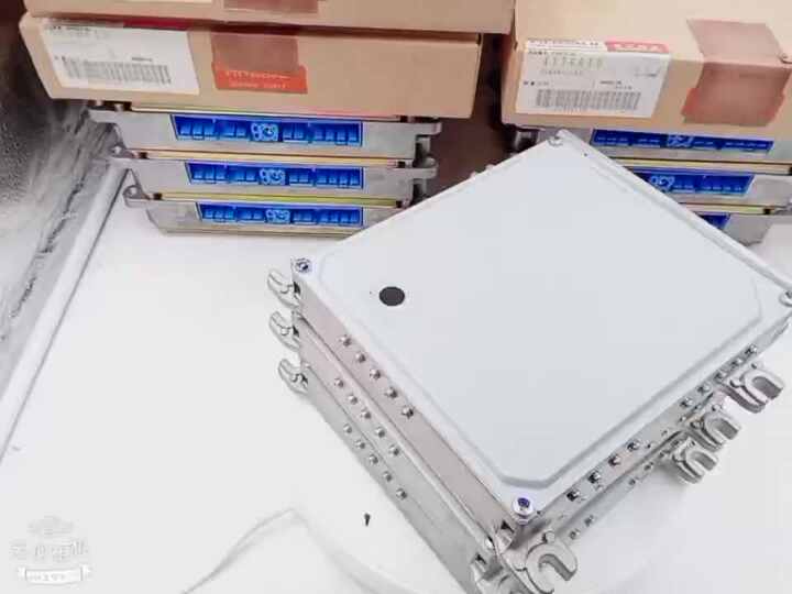 Excavator Zaxis ZX160-1 ZX160LC-1 Controller Board 9226745