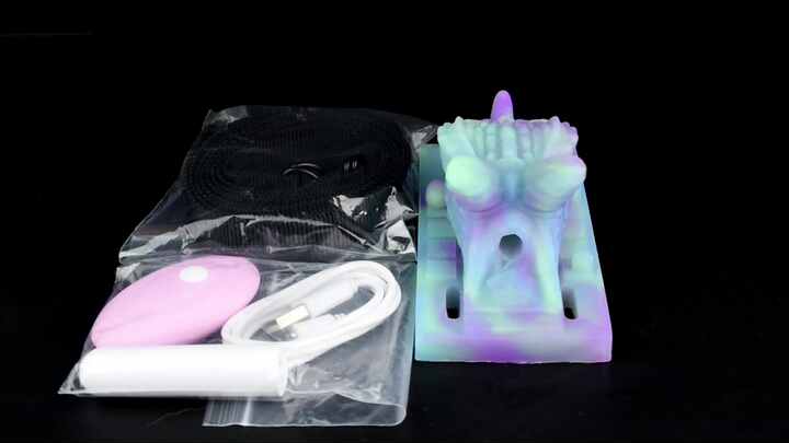 pillow grinder sex toy HORNED DEVIL Katerpillar - Pillow Strap On Vibrating Grinding Matt main image 1