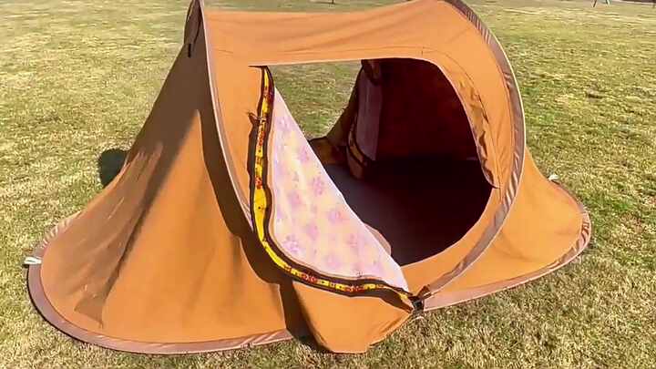 Winter Waterproof Windproof Hub-Style Shelter Beach Cube Camping Tents  Portable Pop-Up Ice Fishing Tent Insulated for 4-6 Person