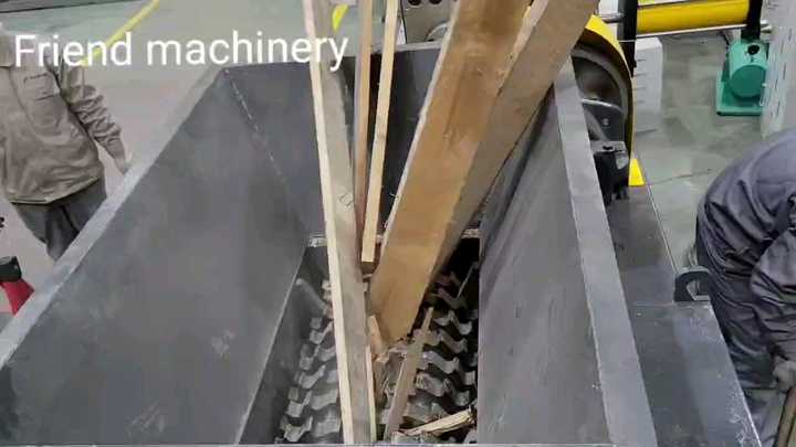 Eixo de Duas Shredder de Reciclagem de sucata metálica utilizada Tiressolid  resíduos de madeira plástica - China Máquina de trituração, triturador de  carros usados para venda