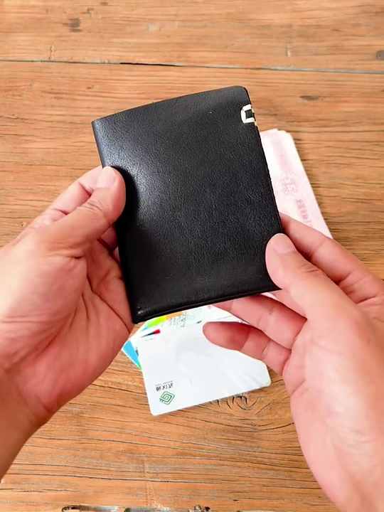 Wholesale Brand Wallet Carteras Billeteras Para Hombre Porte Feuille Homme  Luxury Designer Men Leather Slim Wallets for Men