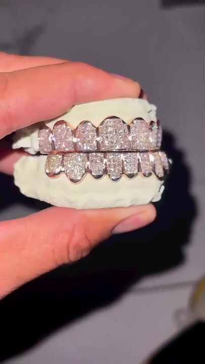 Custom Vvs Moissanite Grillz Hip Hop Style Iced Out Baguette Cut