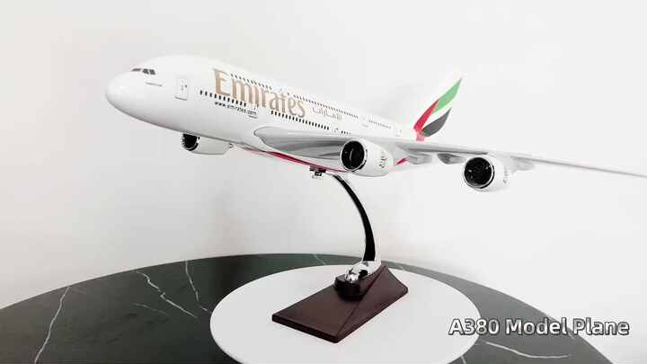 エミレーツ エアバスA380 1:400スケール ダイキャスト機模型 20cm
