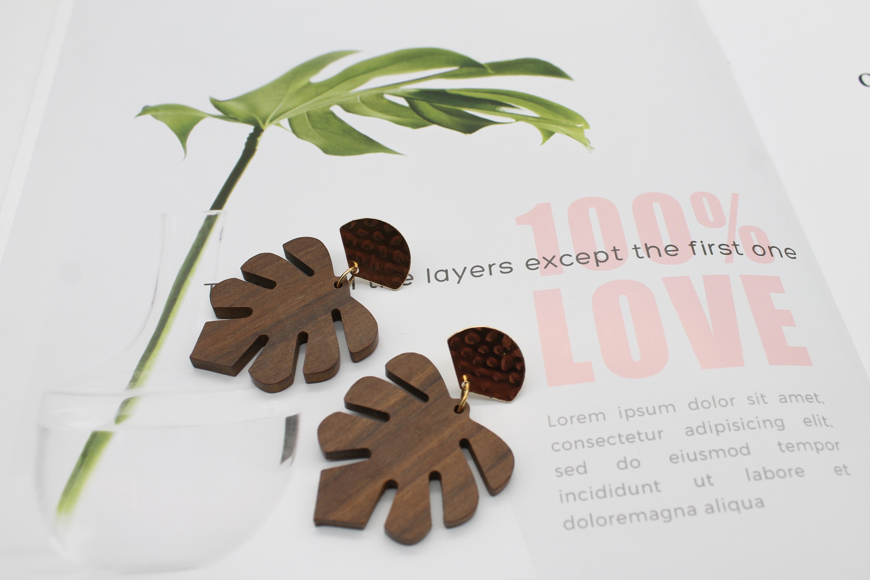 New Style Statement Jewelry Wooden Leaf Pendant Charms Gold Irregular Hoop Earrings For Women