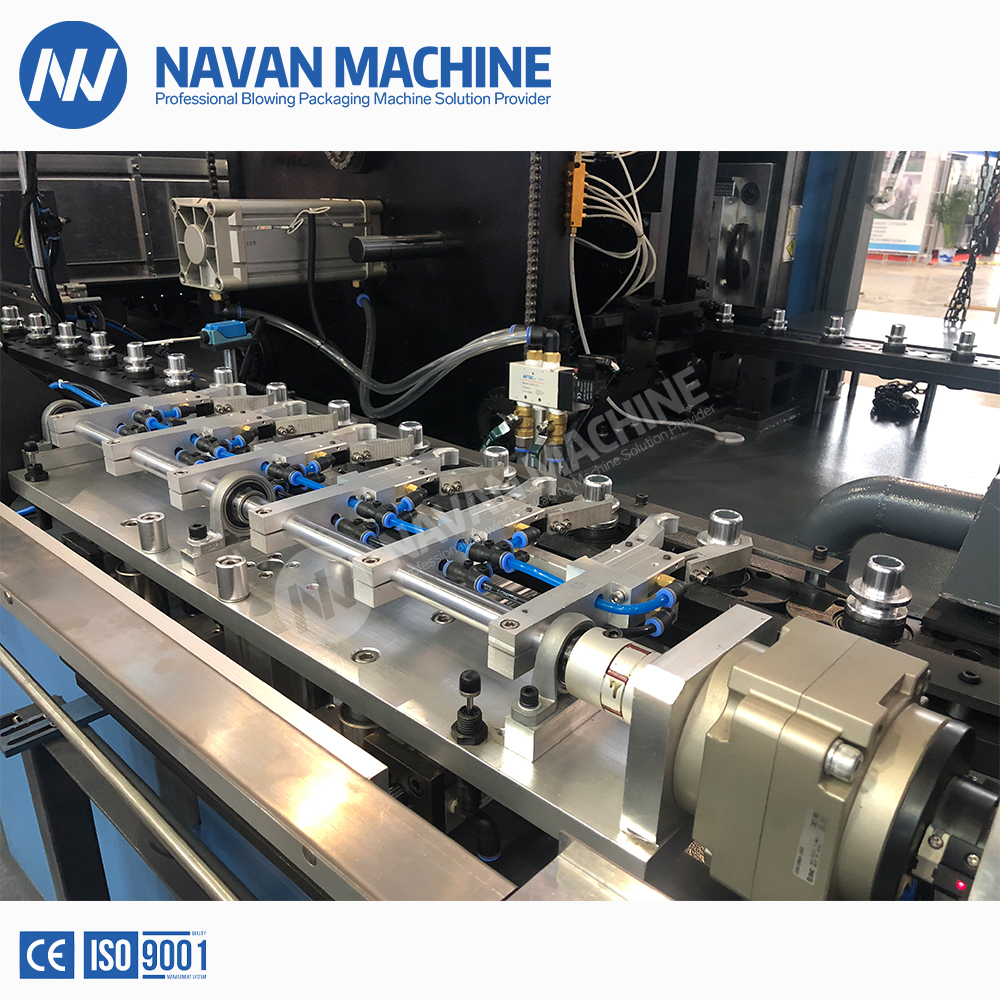Fully Automatic 6 Cavities 0-2L PET Bottle Preform Blowing Machine