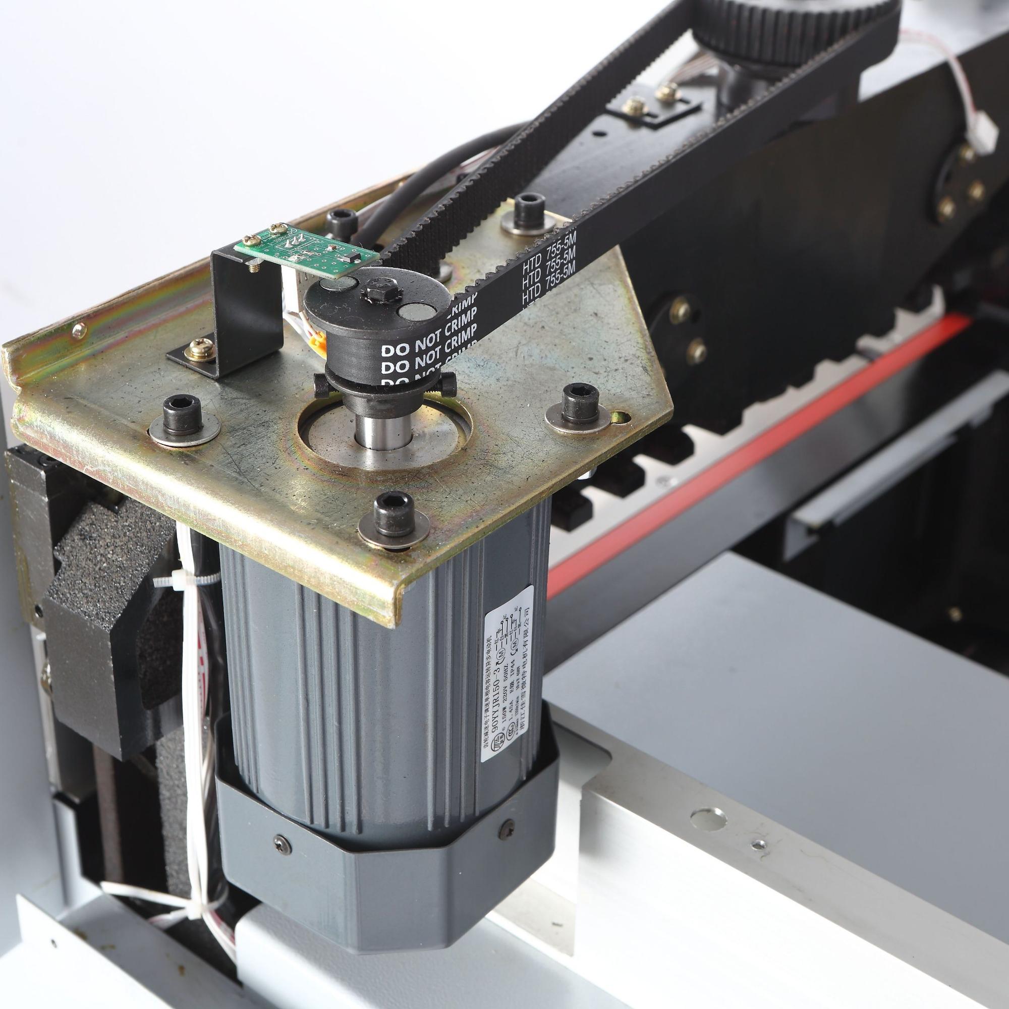 Guillotine Automatic Paper Cutting Machine With Touch Screen