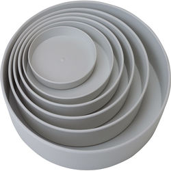 Japanese custom plastic outdoor small flower pot and planter for wholesale