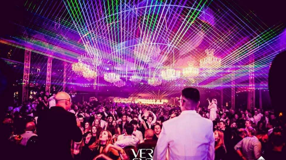 エレクトリックレーザービーム 水鉄砲 エレクトリックレーザービーム【全2色選：選べません