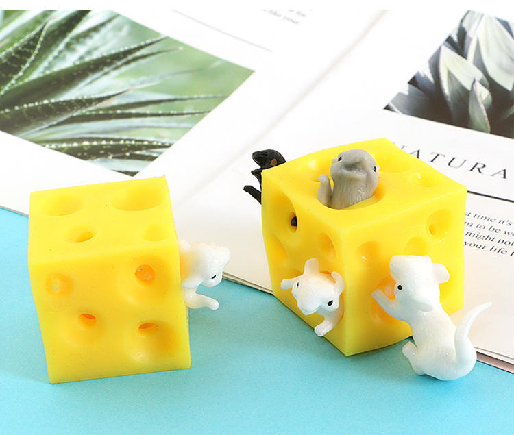education toy Latex Mouse and Cheese Toy Hide and Seek Stress Relief for Boy Girl Baby Stress busting Fidget Mouse Toys