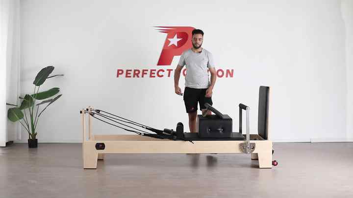 Adjustable Maple Wood Pilates Reformer Machine For Studio