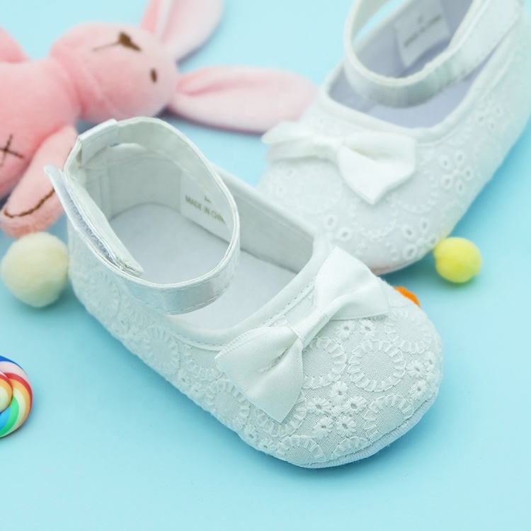 Wholesale Princess Flower Newborn White Baptism Dress Shoes For Girl