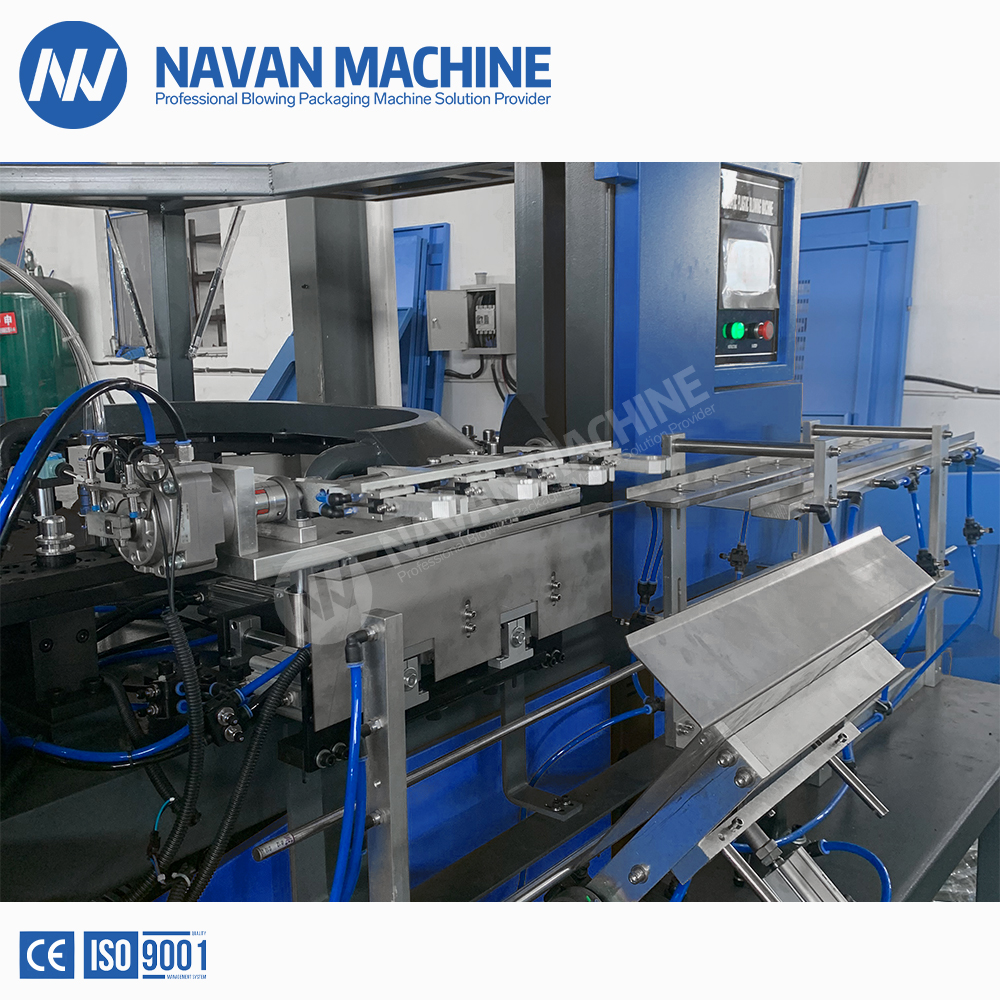 4 Cavities Fully Automatic Servo PET Bottles Preform Blow Moulding Machine